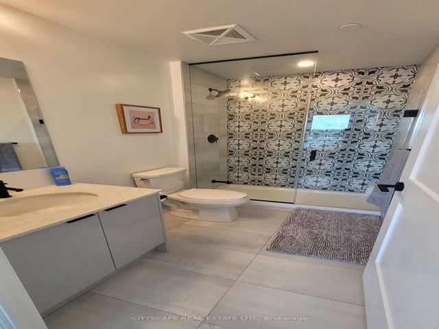 423 - 60 George Butchart Dr