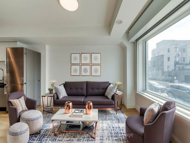 6 - 175 William Duncan Rd