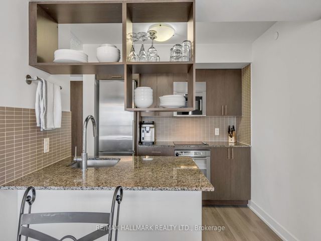 1503 - 6 Eva Rd
