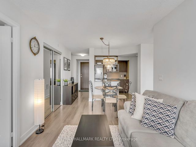 1503 - 6 Eva Rd