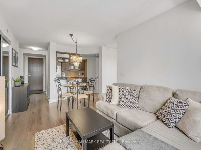 1503 - 6 Eva Rd