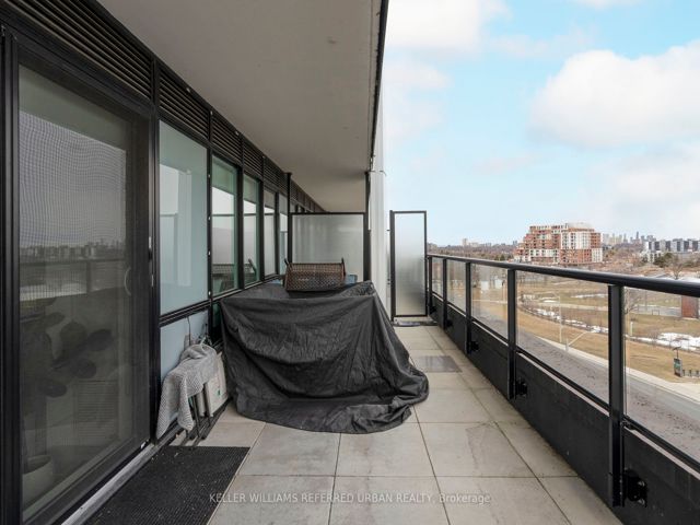 406 - 60 George Butchart Dr