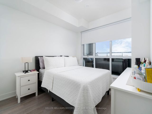 406 - 60 George Butchart Dr