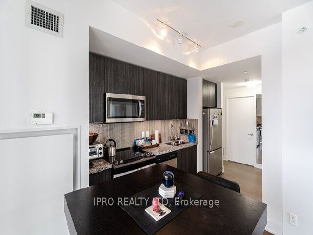 2221 - 30 Shore Breeze Dr