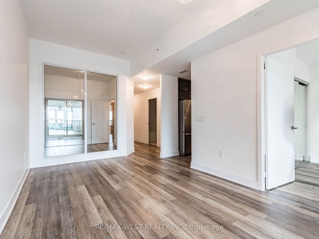 923 - 30 Shore Breeze Dr