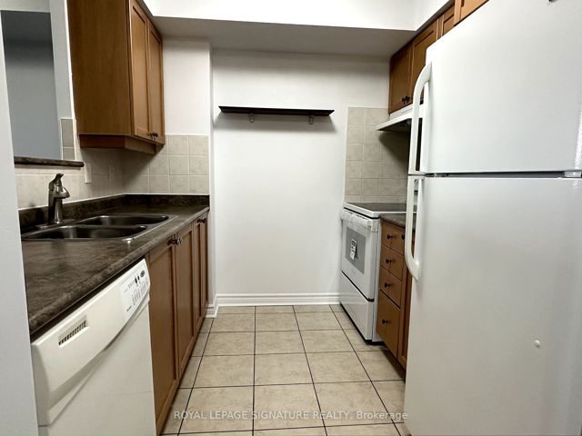 822 - 700 Humberwood Blvd