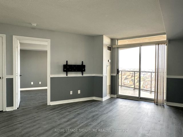 822 - 700 Humberwood Blvd