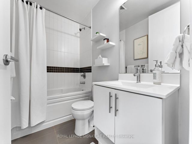 527 - 165 Legion Rd N