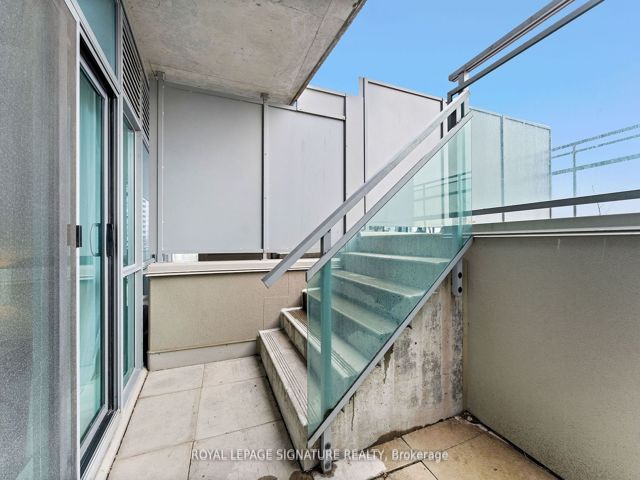 527 - 165 Legion Rd N