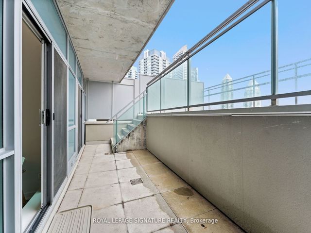 527 - 165 Legion Rd N