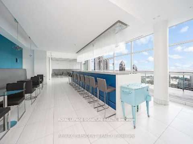 527 - 165 Legion Rd N