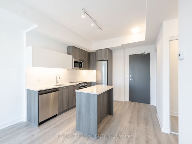 1004 - 25 Neighbourhood Lane
