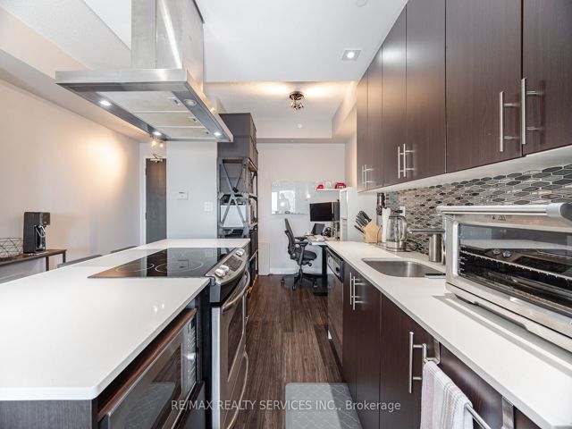 729 - 165 Legion Rd