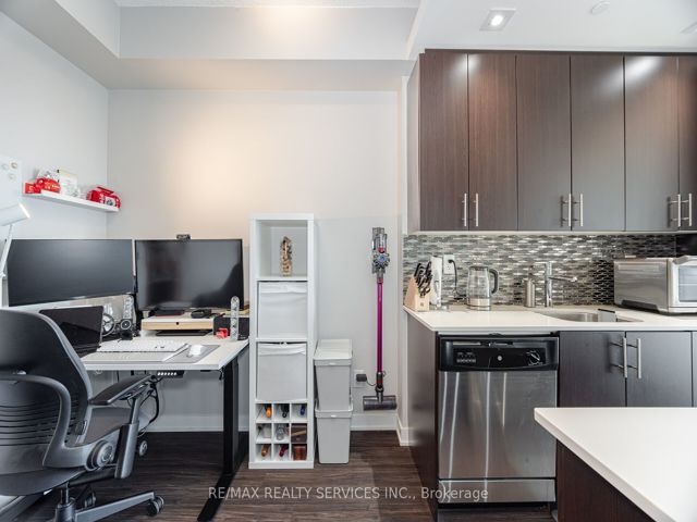 729 - 165 Legion Rd