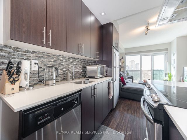 729 - 165 Legion Rd