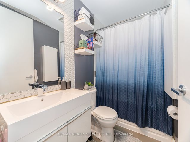 729 - 165 Legion Rd