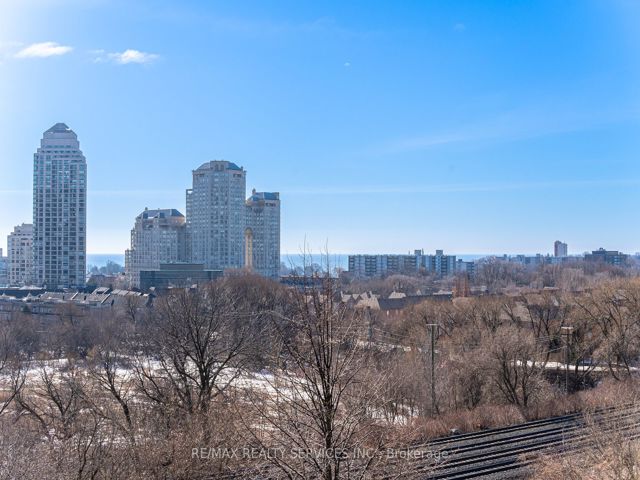 729 - 165 Legion Rd