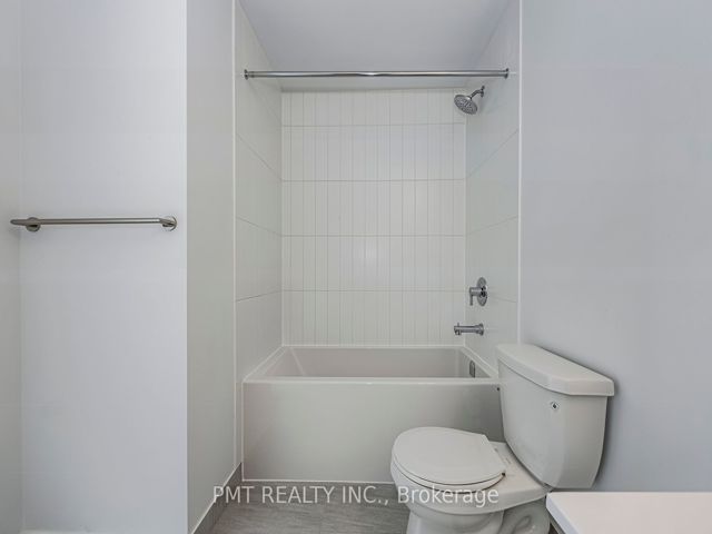 1710 - 251 Manitoba St