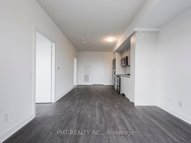 1710 - 251 Manitoba St