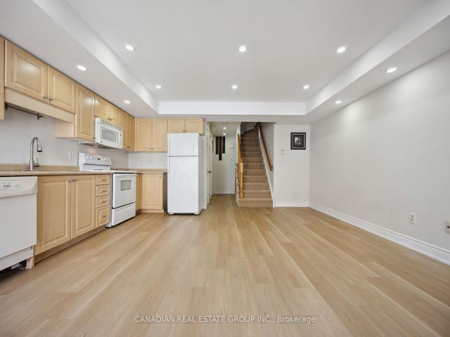 18 - 37 Four Winds Dr
