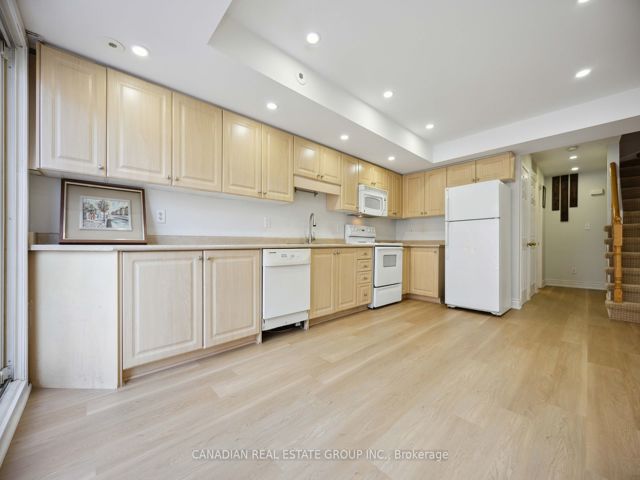 18 - 37 Four Winds Dr
