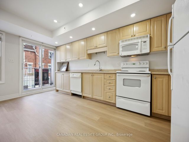 18 - 37 Four Winds Dr