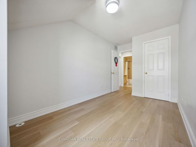 18 - 37 Four Winds Dr