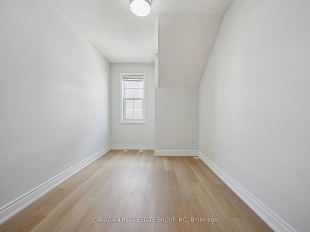 18 - 37 Four Winds Dr