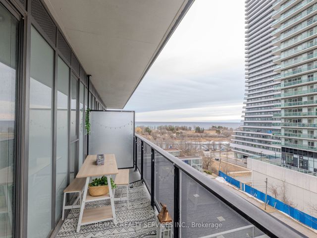 608 - 70 Annie Craig Dr