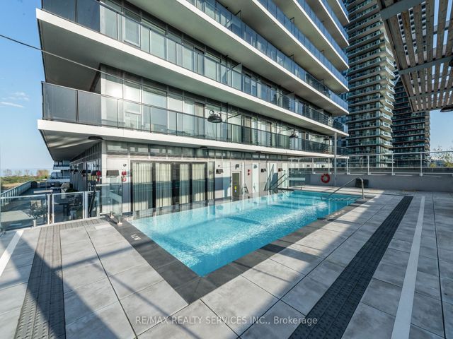 608 - 70 Annie Craig Dr