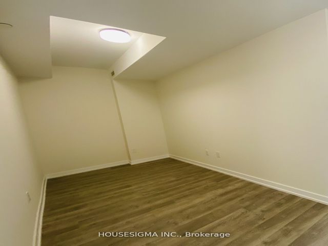 429 - 2300 St Clair Ave W