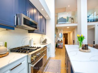 05 - 430 Roncesvalles Ave