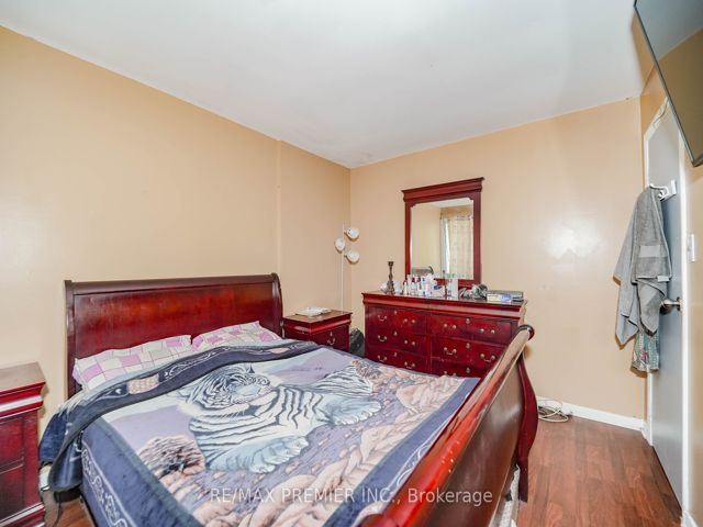 89 - 2901 Jane St E