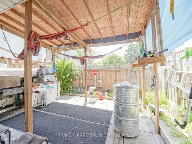 89 - 2901 Jane St E