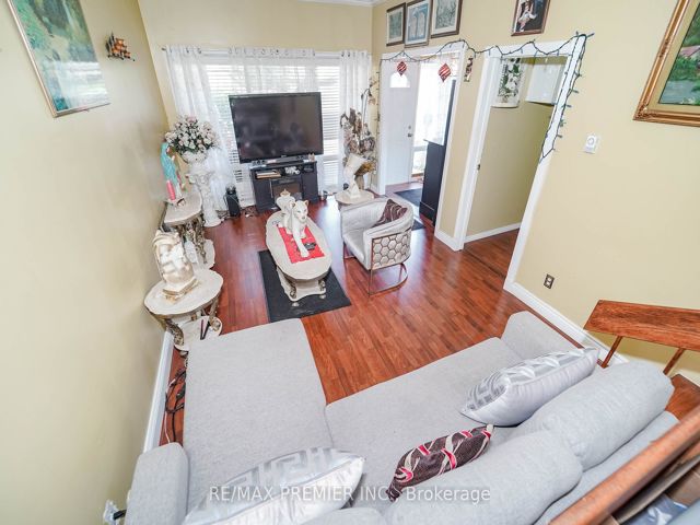89 - 2901 Jane St E