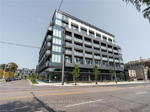 315 - 4208 Dundas St W