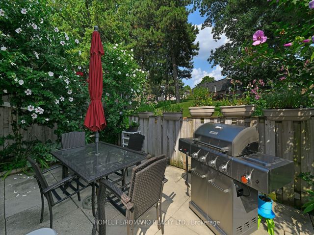 7 - 40 Grandravine Dr