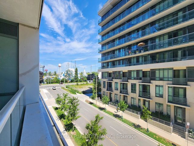 205 - 70 Annie Craig Dr W