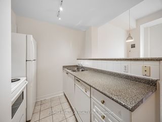 227 - 1401 Dupont St