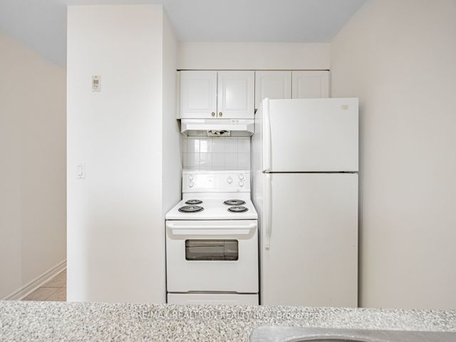 227 - 1401 Dupont St