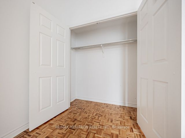 227 - 1401 Dupont St