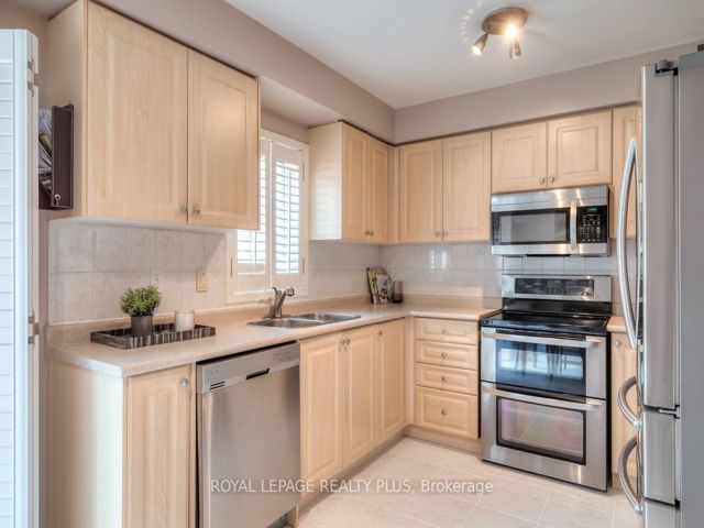 57 - 45 Bella Vista Way