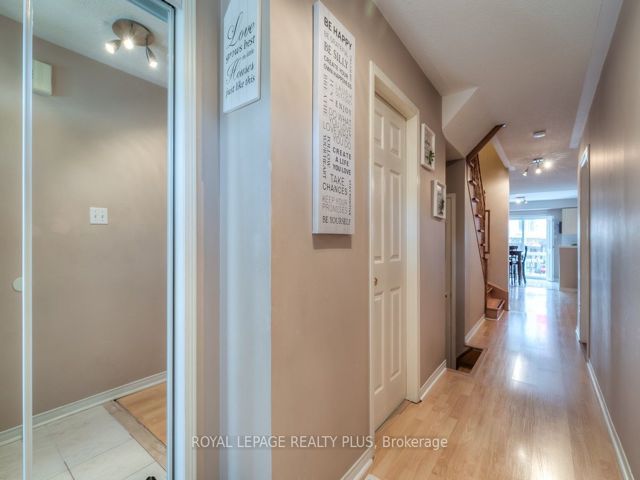 57 - 45 Bella Vista Way