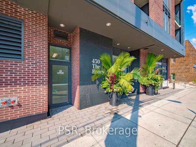 105 - 430 Roncesvalles Ave