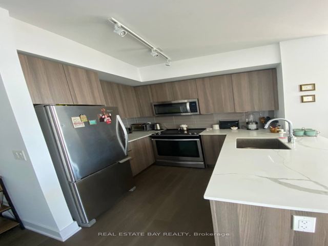 2816 - 30 Shore Breeze Dr