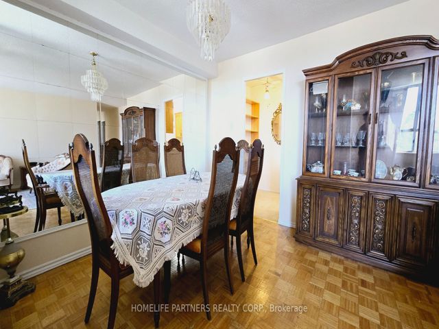 315 - 2825 Islington Ave