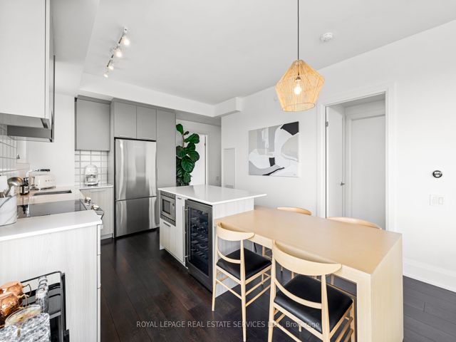 1507 - 20 Brin Dr
