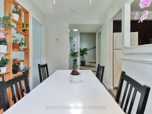 244 - 260 John Garland Blvd