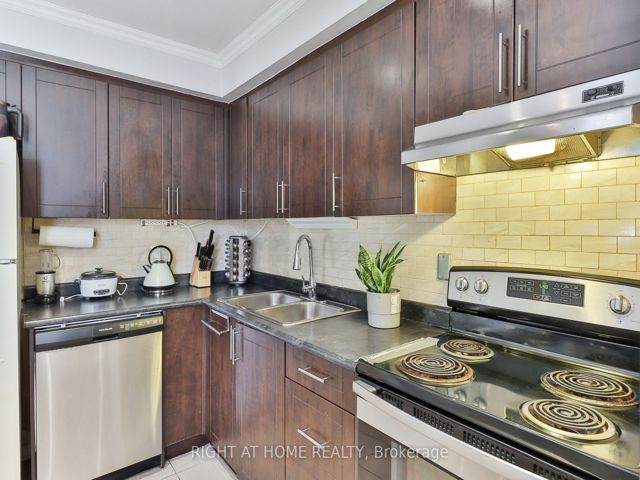 244 - 260 John Garland Blvd