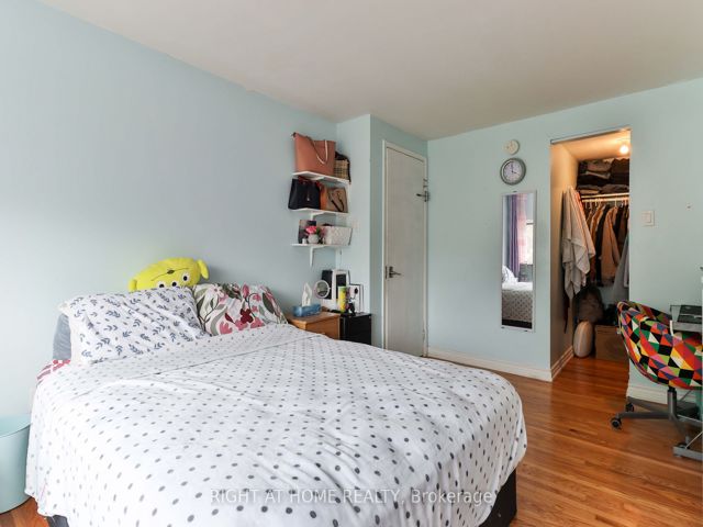 244 - 260 John Garland Blvd